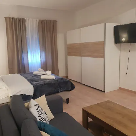 Calm Nature Apartment *