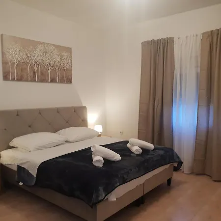 Calm Nature Apartment *